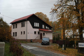 U Fary, Jestrabi V Krkonosich